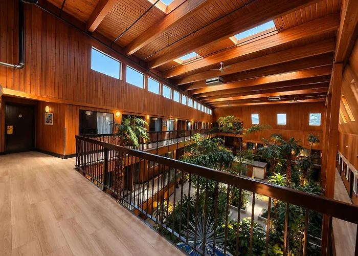 Super 8 By Wyndham