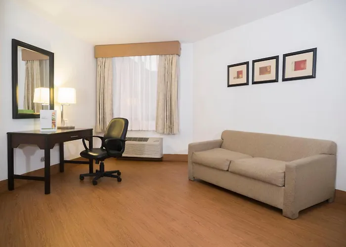 Holiday Inn Tijuana Zona Rio By Ihg