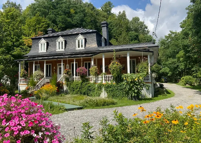 Auberge Du Sault-A-La-Puce