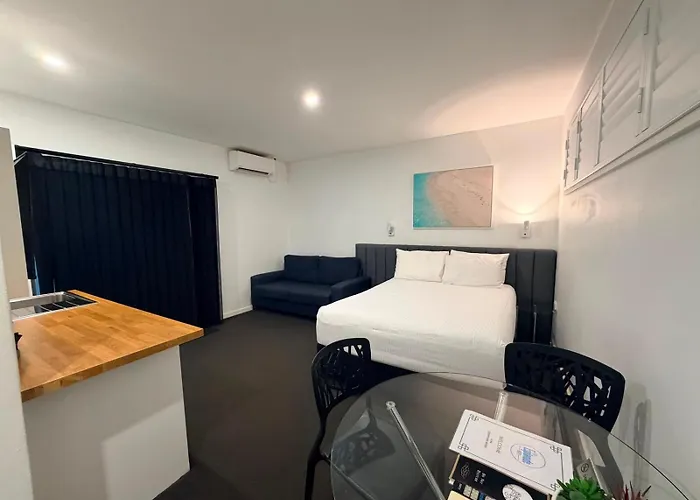 The Esplanade Motel