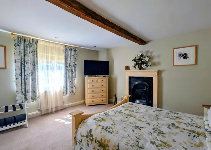 Worralls Grove Guest Farm House
