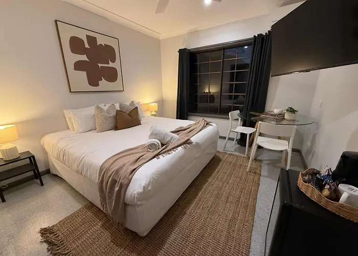 Comfort Inn Centrepoint Motel