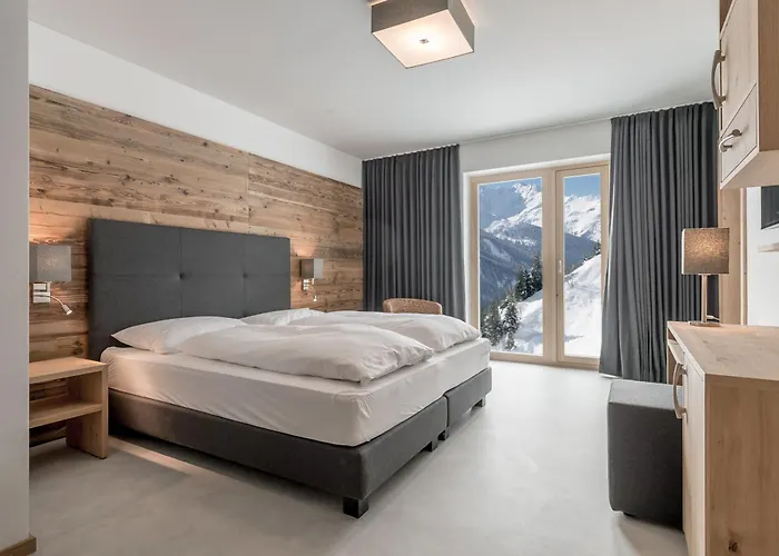 Mondschein Hotel & Chalet Ski-In Ski-Out Luxus Am Arlberg