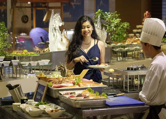 Novotel Yangon Max