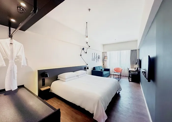 Pentahotel , Tuen Mun