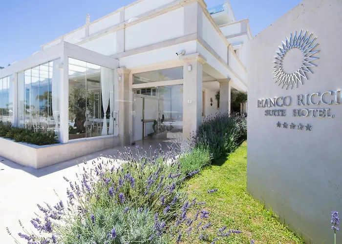 Bianco Riccio Suite Hotel