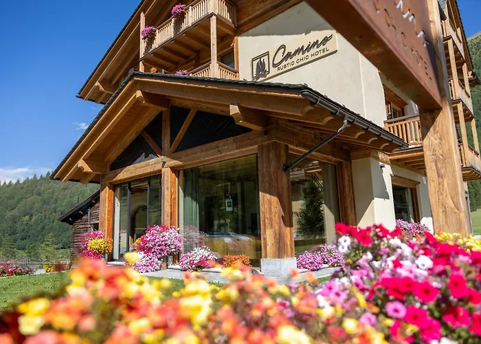 Camino Rustic Chic