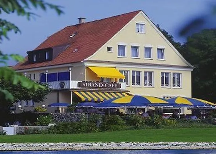 Hotel Strand-Café mit Gästehaus Charlotte