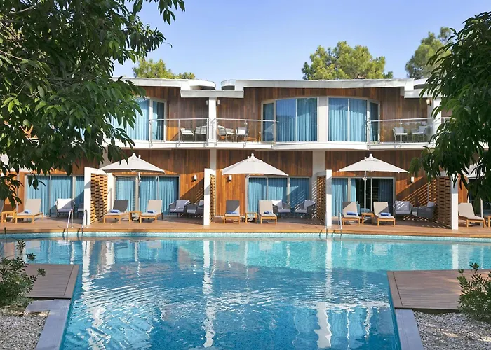Rixos Sungate - The Land Of Legends Access