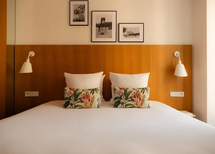 9Hotel Republique