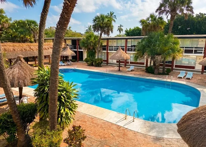 Hotel Plaza Palmas