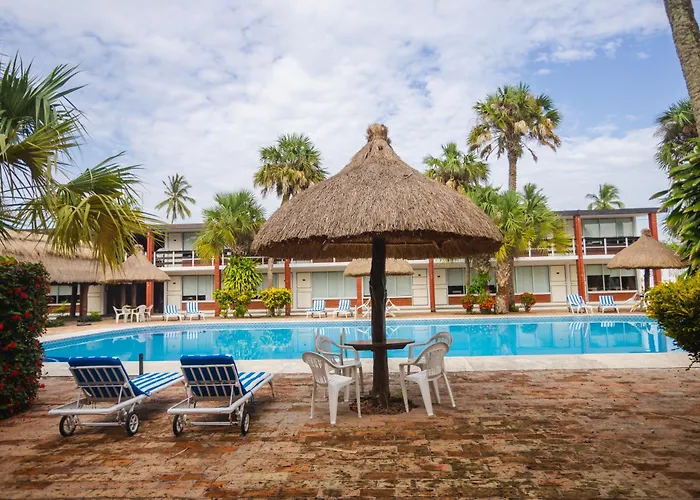 Hotel Plaza Palmas
