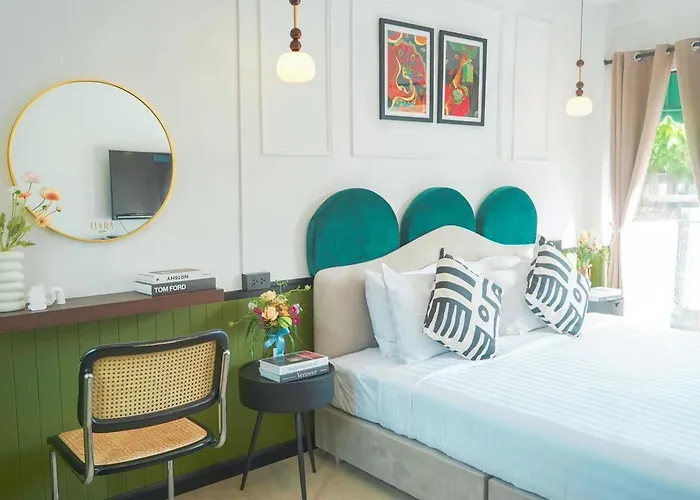 Isara Boutique Hotel And Cafe