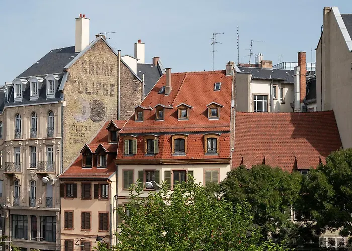 De L'Europe By HappyCulture