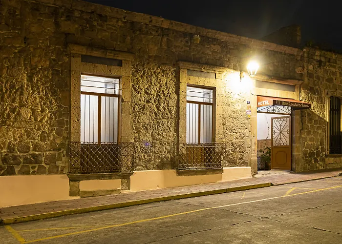 Hotel Cantera Rosa