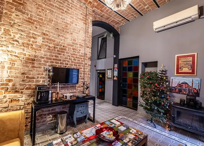 Selvese Suites, Serviced Living In Galata