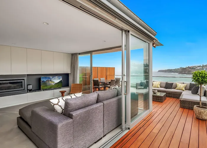 Tamarama Apartments