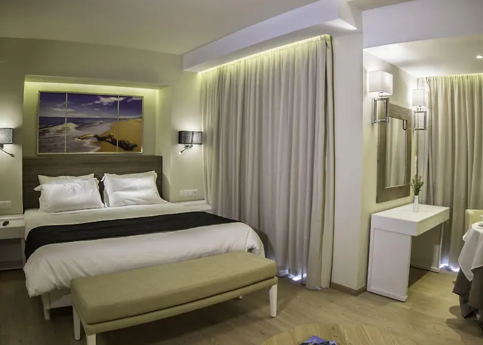 Swell Boutique Hotel