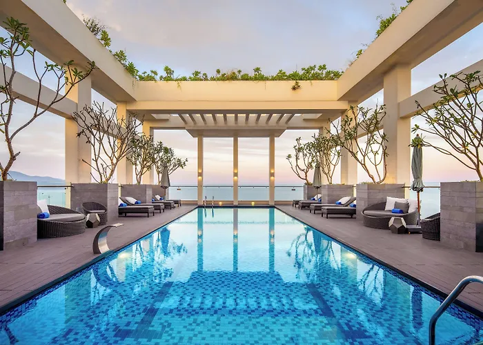 Paris Deli Danang Beach