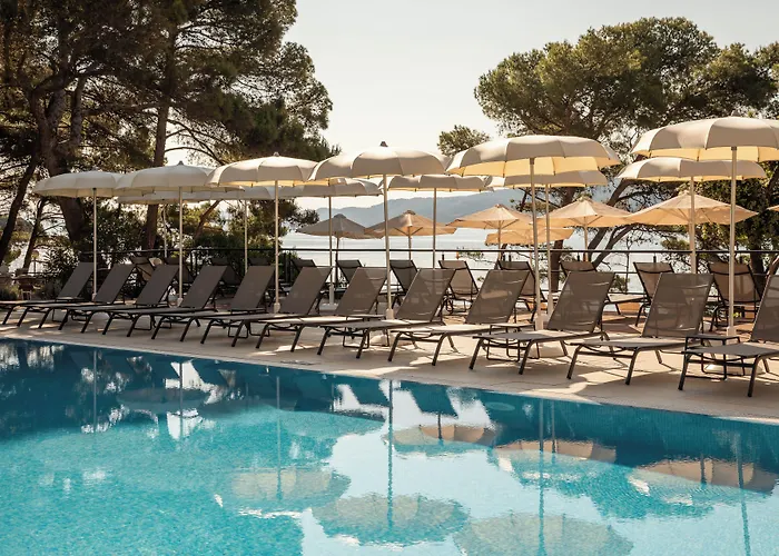 Aminess Younique Senses Resort Vrboska