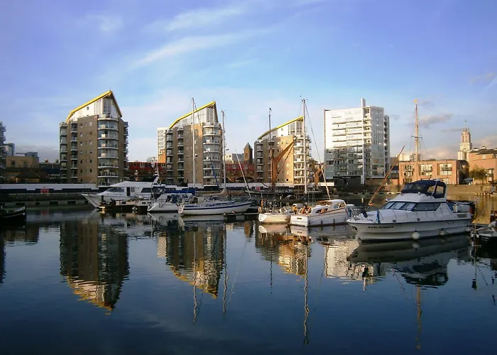 Marlin Apartments Commercial Road - Limehouse