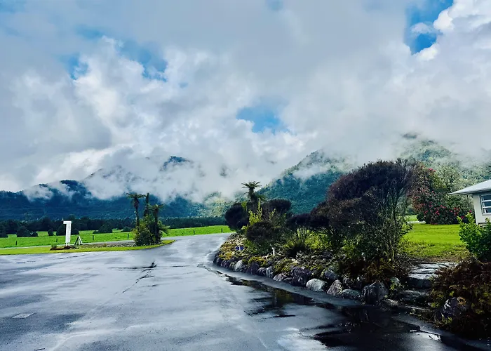 Franz Josef Oasis