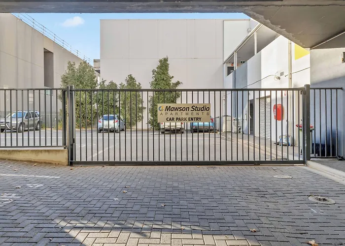 Mawson Lakes