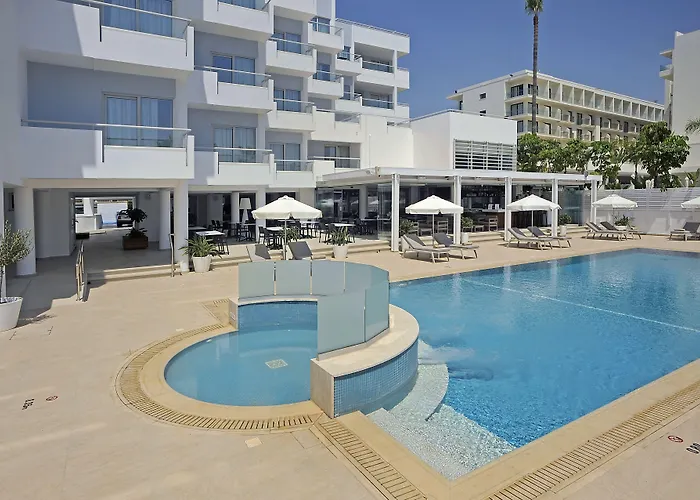 Okeanos Beach Boutique