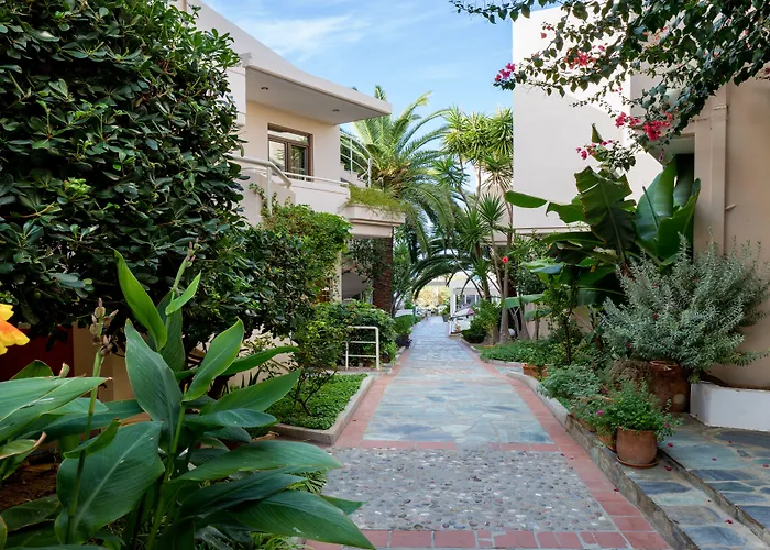 Oscar Suites & Village