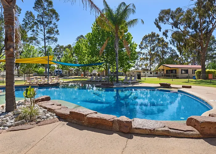 Discovery Parks - West
