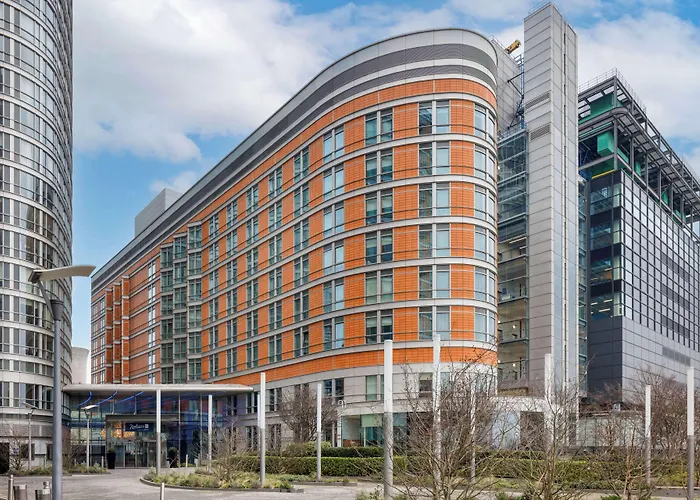 Radisson Blu , Canary Wharf East