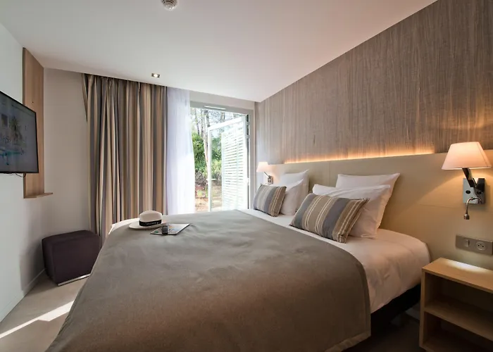 Golden Tulip Sophia Antipolis - Hotel & Spa Valbonne