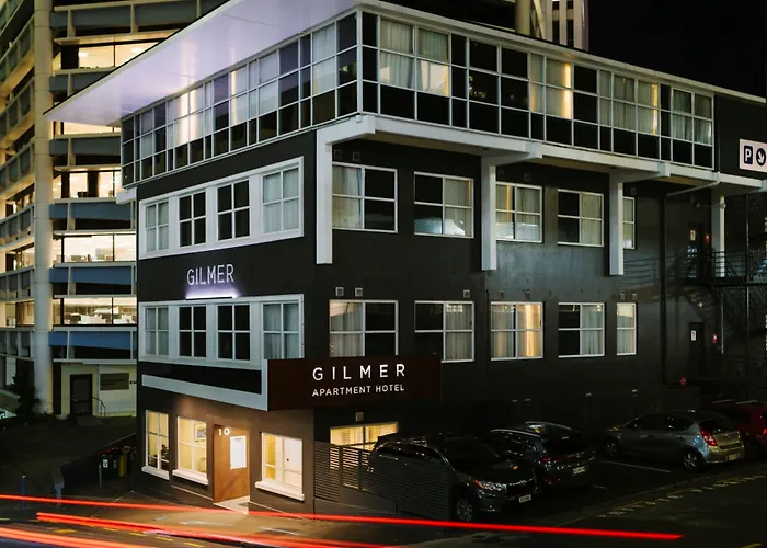 Gilmer Apartment Hotel