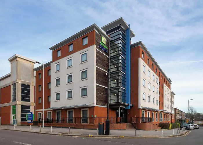 Holiday Inn Express Stevenage By Ihg