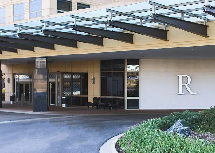 Renaissance Chicago O'Hare Suites
