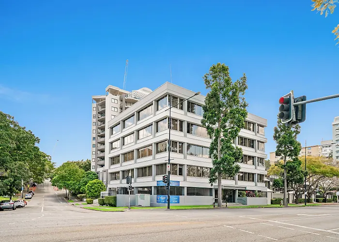 Chasely Apartment Hotel