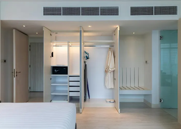Centara Watergate Pavilion Hotel Bangkok