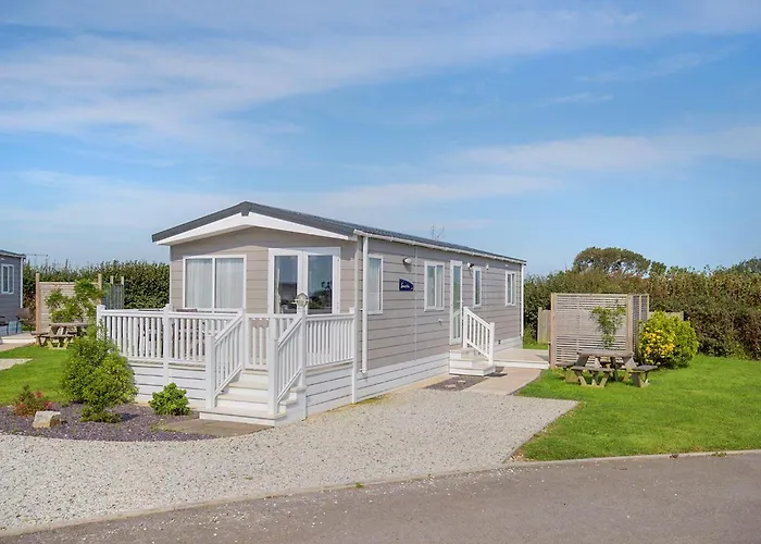 Looe Coastal Retreat