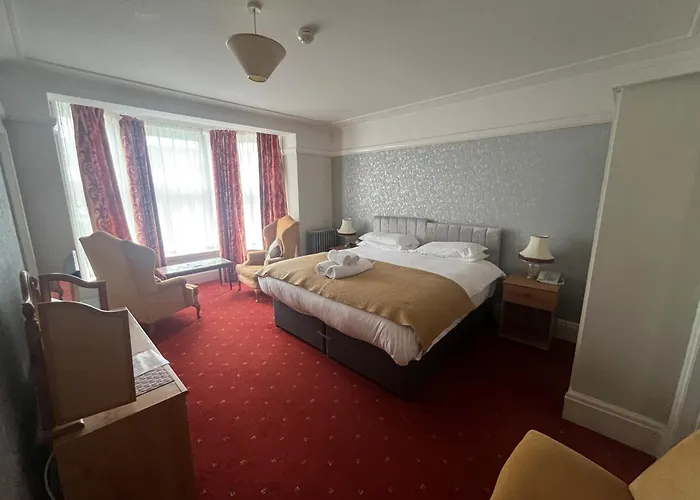 Porth Avallen Hotel