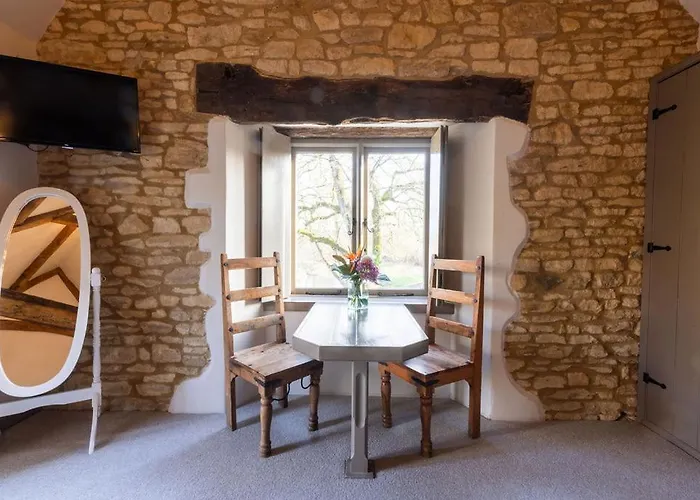 The Fox Inn