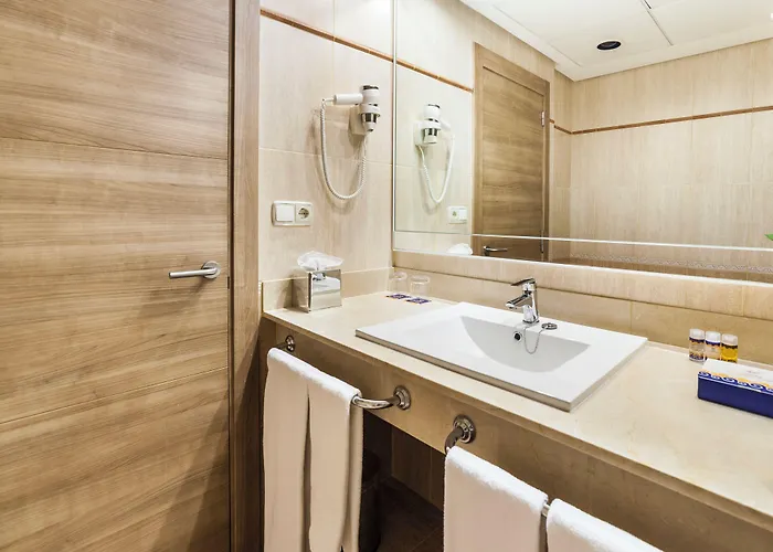 Hotel Globales Santa Lucia - Adults Only 18 à Palmanova