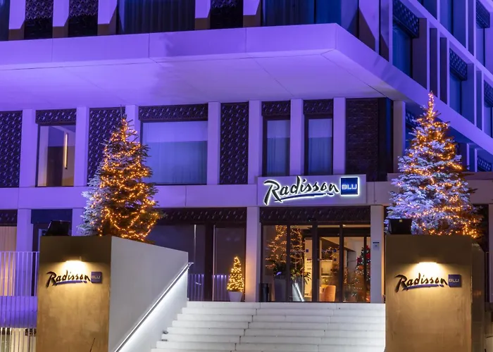 Radisson Blu ,