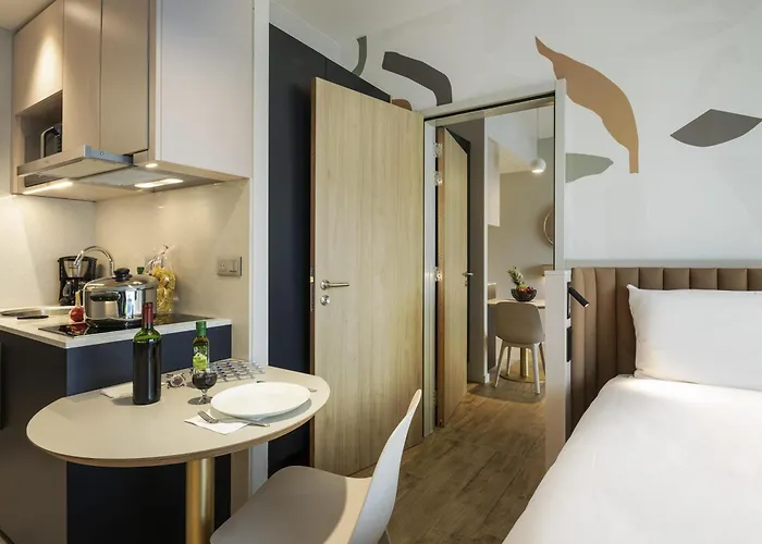 Adagio access Brussels Delta