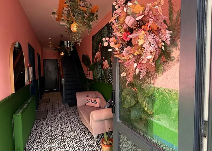 Flamingo Lodge