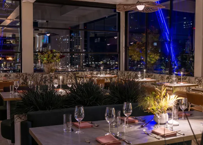 Level Downtown - South Lake Union