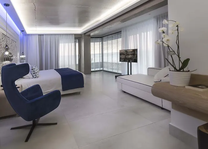 Glaros Royal Beach Hotel