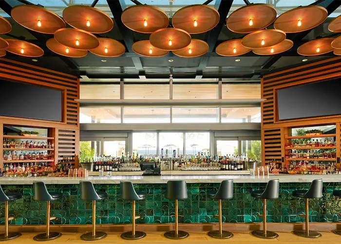 Signia By Hilton Diplomat Beach Resort