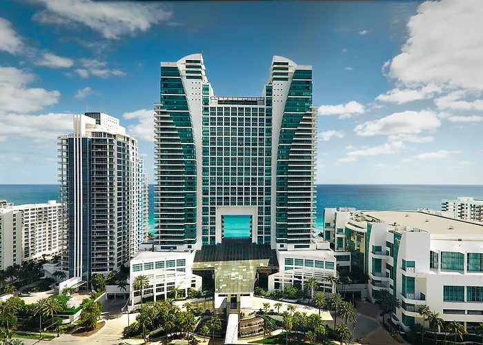 Signia By Hilton Diplomat Beach Resort