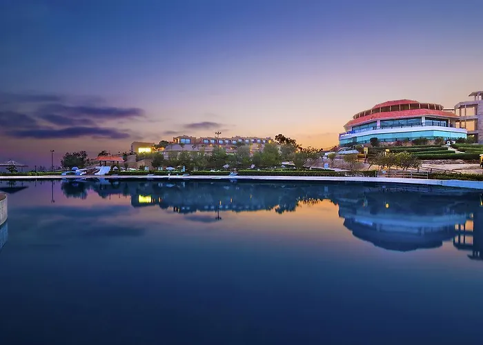 Dreamworld Resort, Hotel & Golf Course