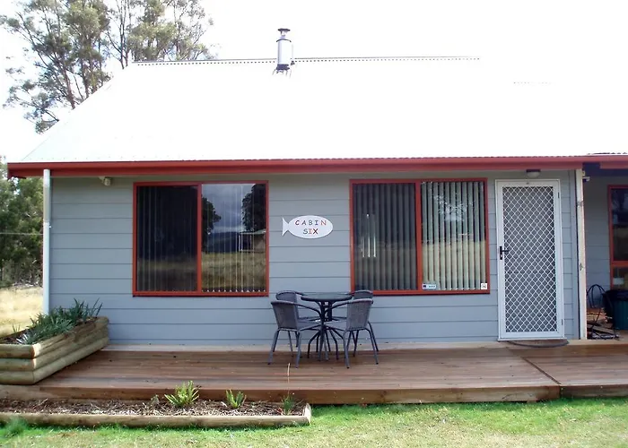 Highland Cabins And Cottages At Bronte Park